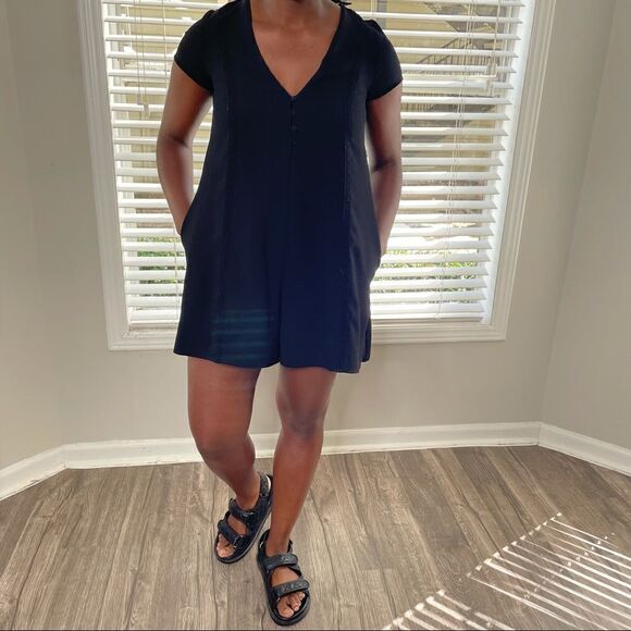 ZARA Black V-Neck Crepe play suit romper - Picture 4 of 15